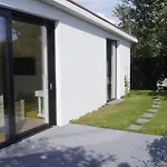 Wellenklang - Luxusbungalow Mit Rosengarten * Wangerooge
