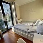 Wellenklang - Luxusbungalow Mit Rosengarten Daire Wangerooge