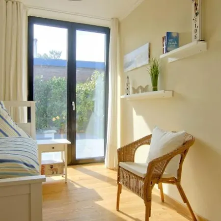 Wellenklang - Luxusbungalow Mit Rosengarten Apartmán Wangerooge