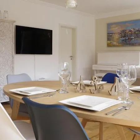 Wellenklang - Luxusbungalow Mit Rosengarten