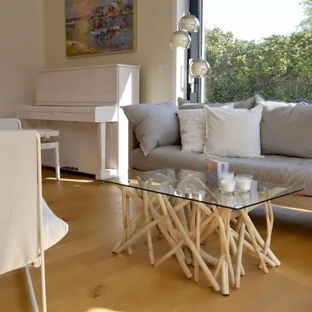 Wellenklang - Luxusbungalow Mit Rosengarten