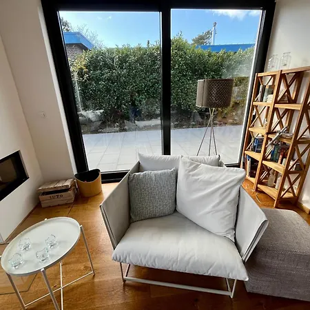 Wellenklang - Luxusbungalow Mit Rosengarten Wangerooge